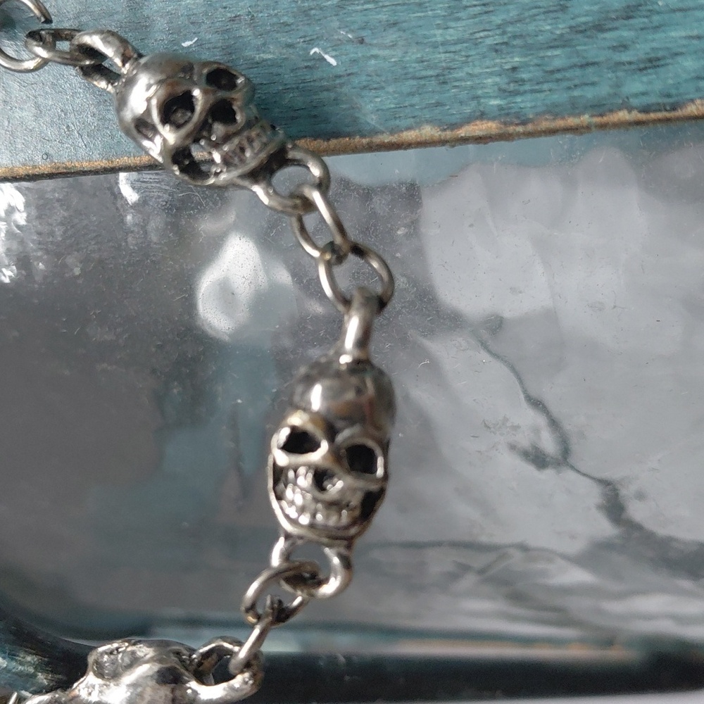 Stainless Steel Skull Bracelet - Picture 2 of 4